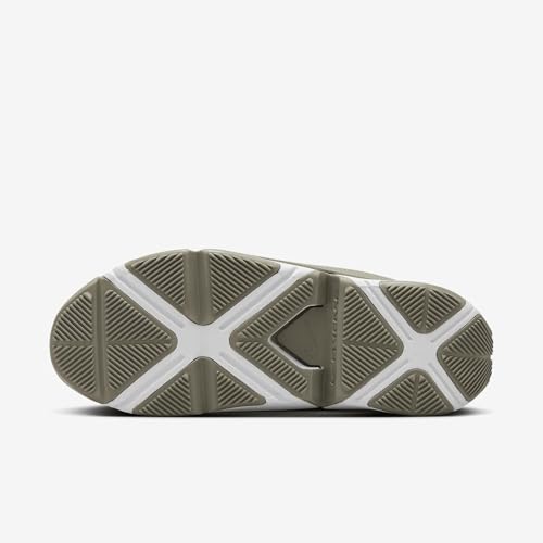 NIKE Women's Go Flyease Sneaker