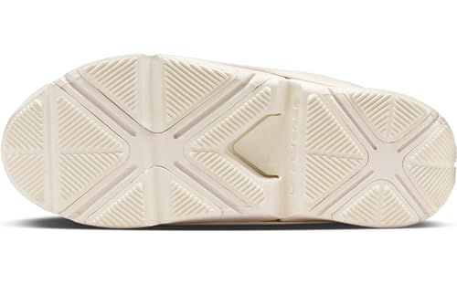 NIKE Women's Go Flyease Sneaker