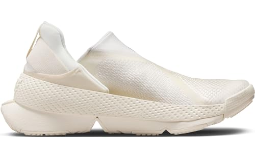 NIKE Women's Go Flyease Sneaker