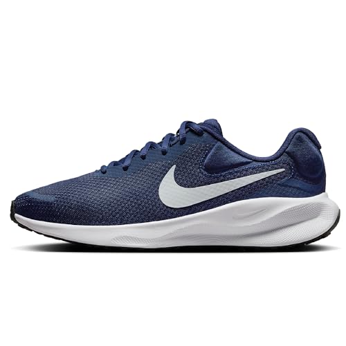NIKE Men's Revolution 7Sneaker