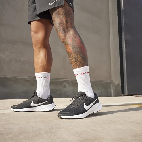Nike Herren Revolution 7 Sneaker