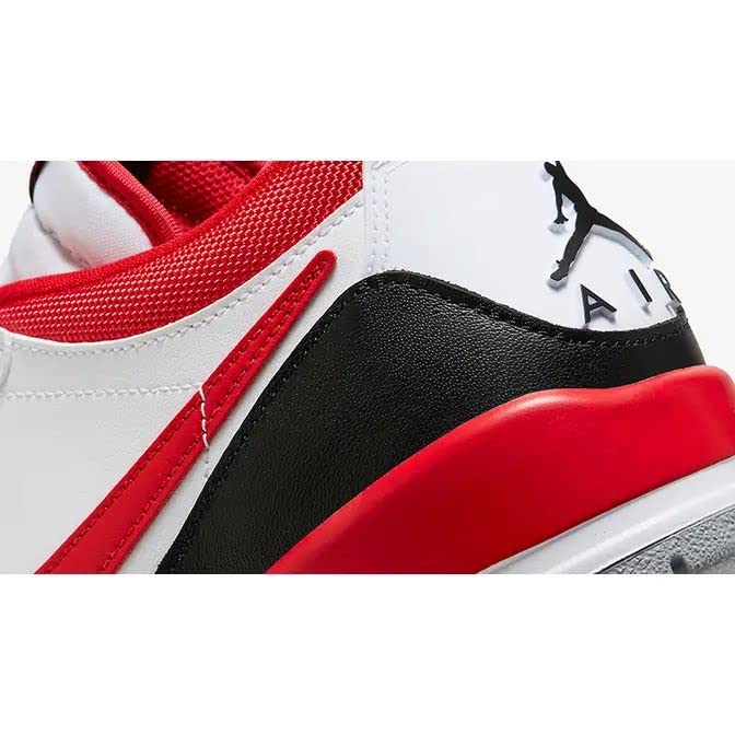 NIKE Boy's Air Max Plus (Gs) Gymnastics Shoes