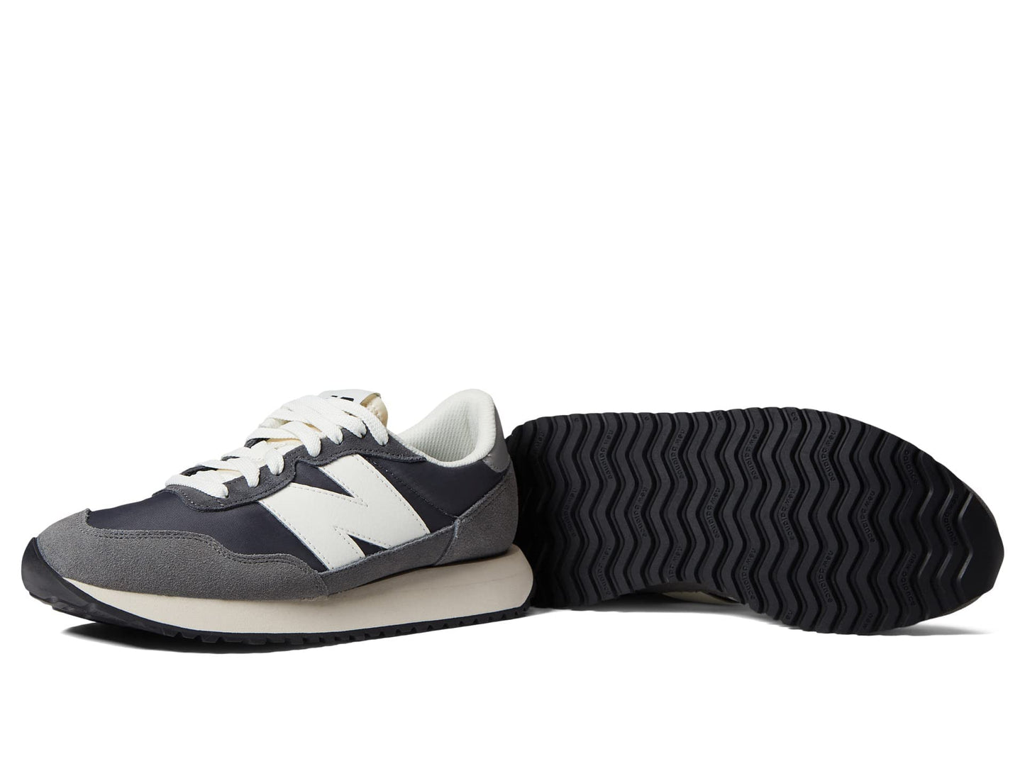 New Balance Women's 237 Shoes