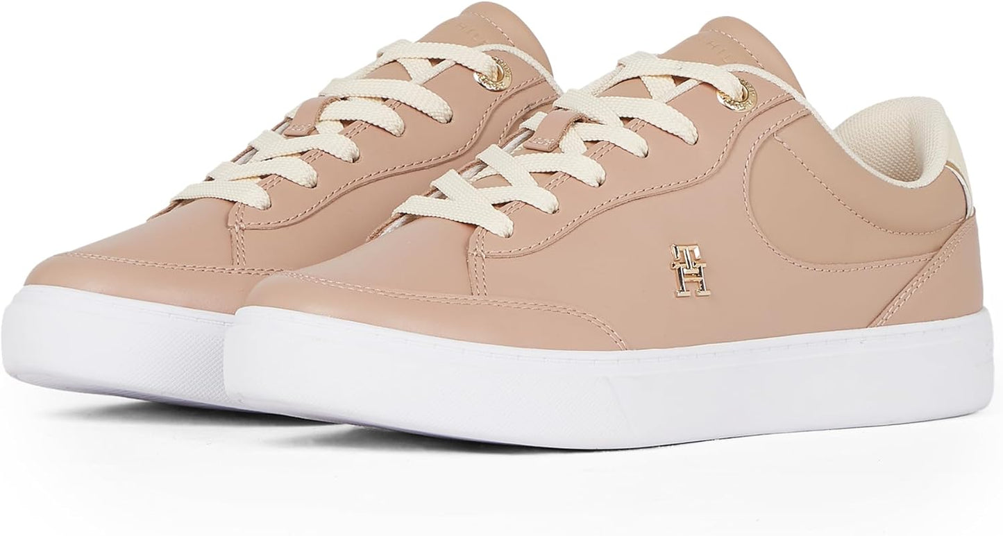 Tommy Hilfiger Women's Essential Chic Court Sneaker
