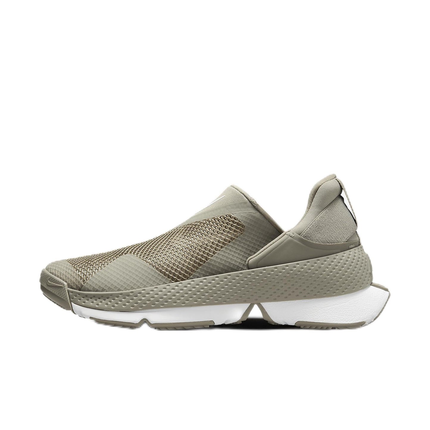 NIKE Women's Go Flyease Sneaker