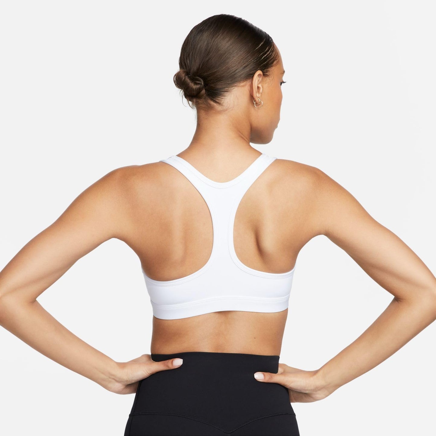 NIKE Women's W Nk Swsh LGT SPT Bra Sports Bra (Pack of 1)