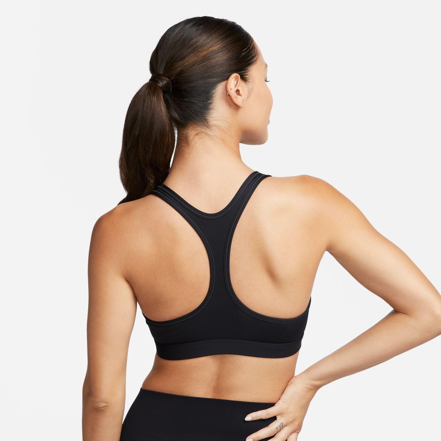 NIKE Women's W Nk Swsh LGT SPT Bra Sports Bra (Pack of 1)