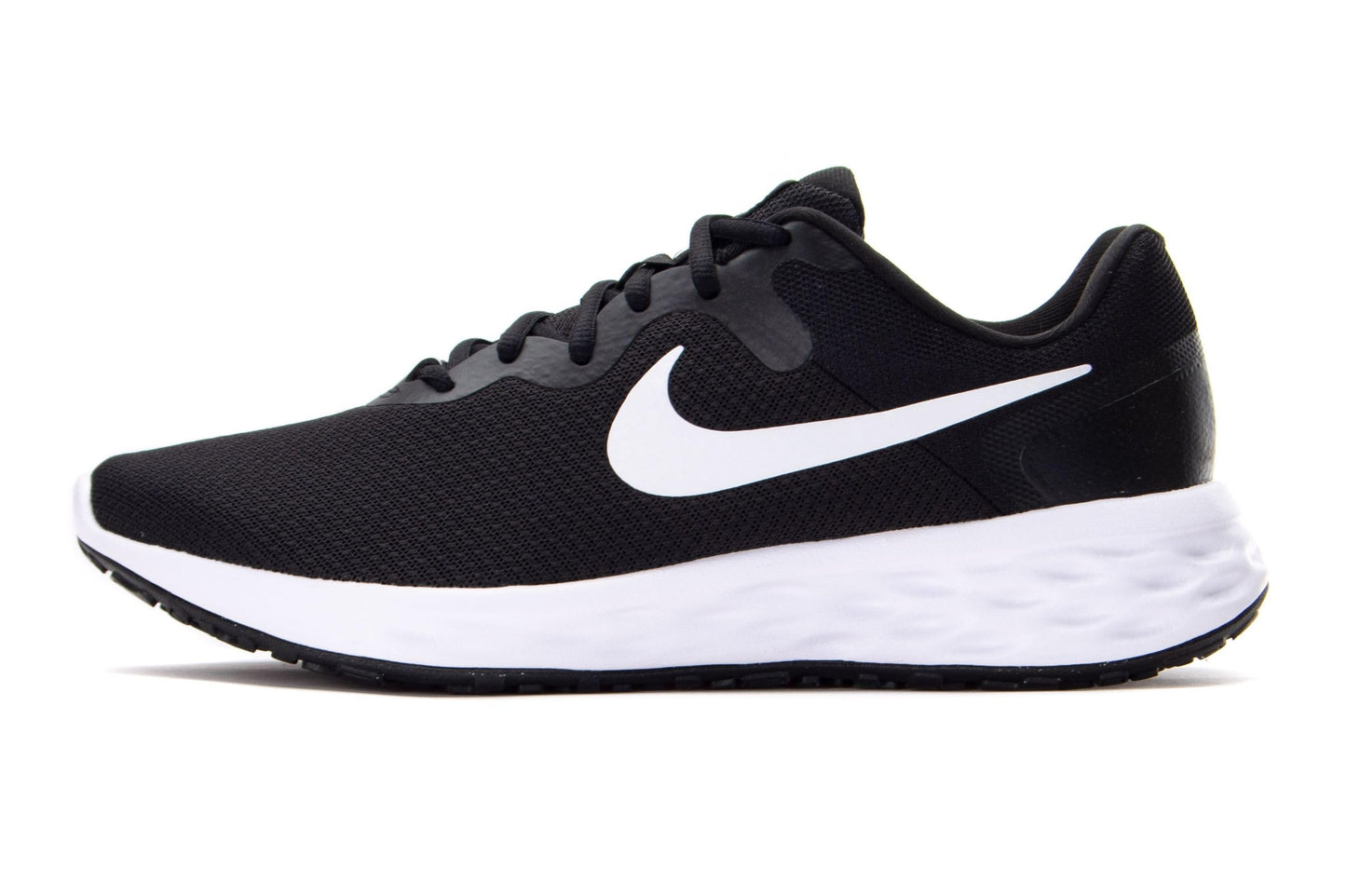NIKE Men's Revolution 6 Sneaker