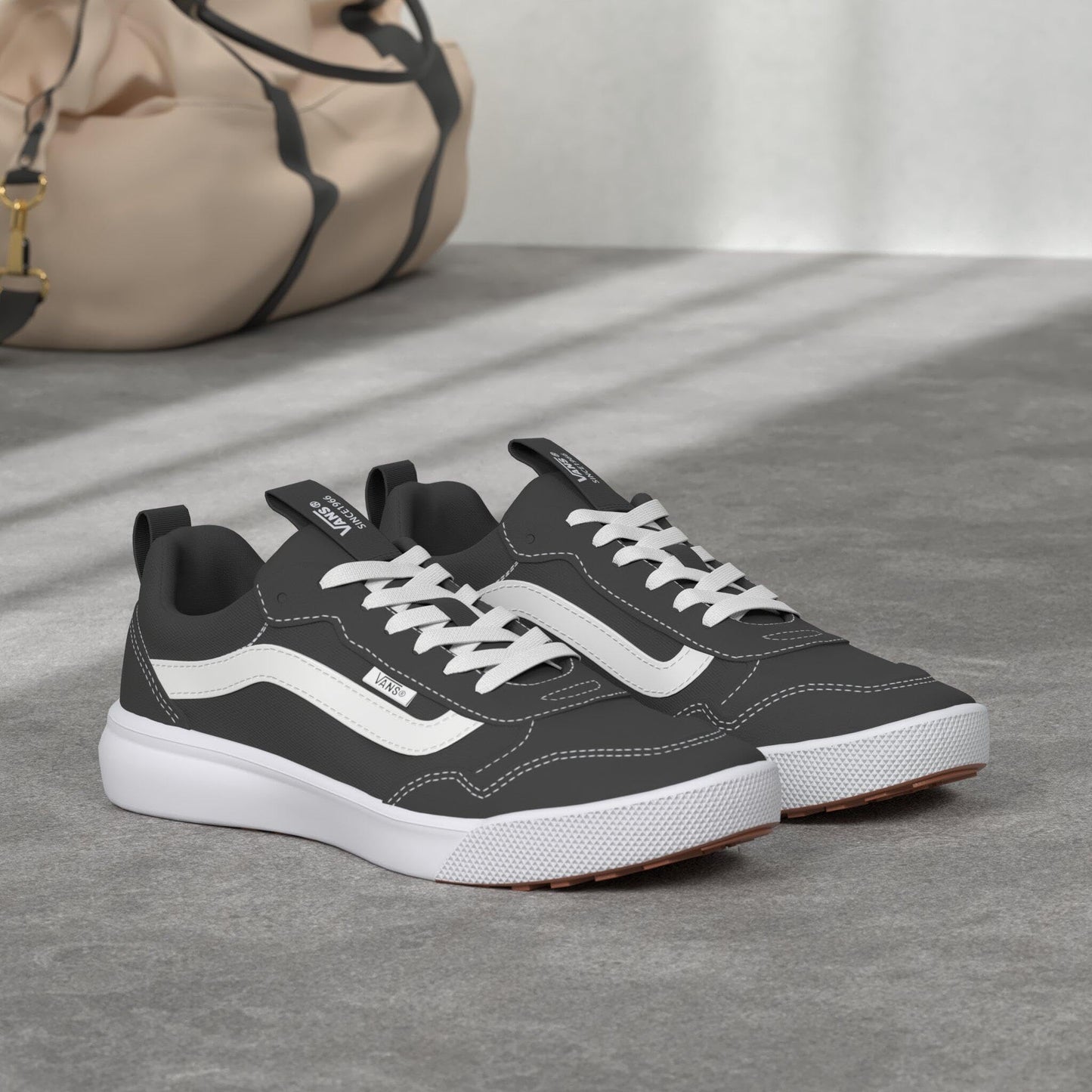 Vans Men's Range Exp Sneaker