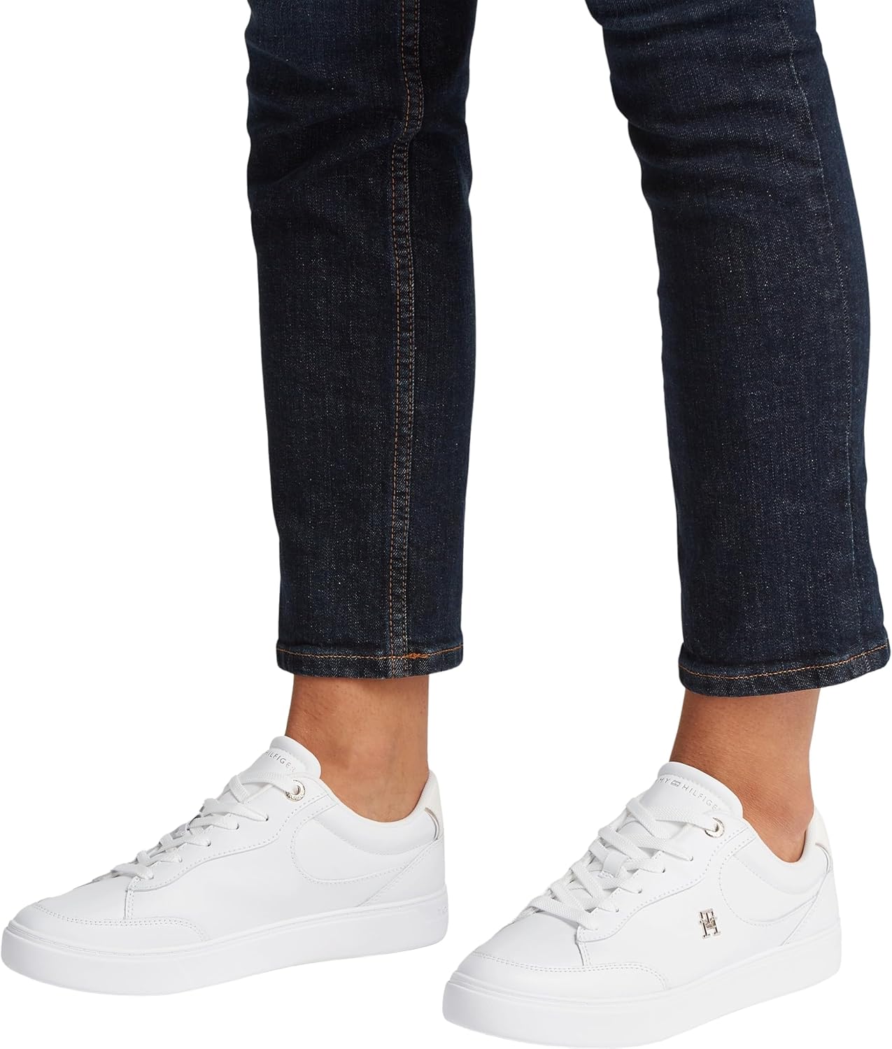 Tommy Hilfiger Women's Essential Chic Court Sneaker
