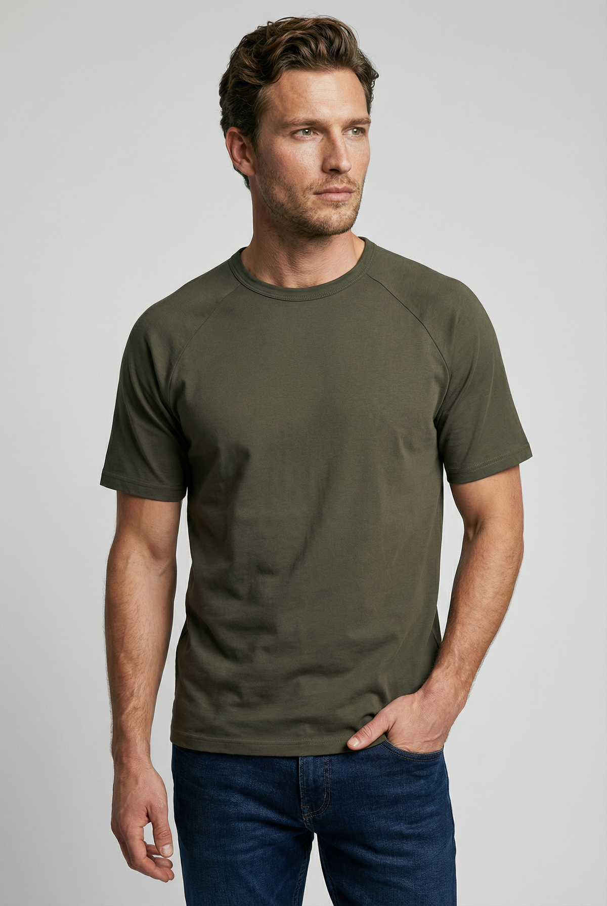 Olive fitted raglan T-shirt with crew neck, short sleeves, front view