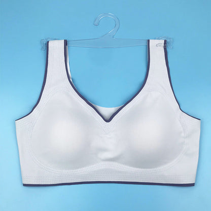 Seamless underwire-free bra in white with V-neck and smooth front cups
