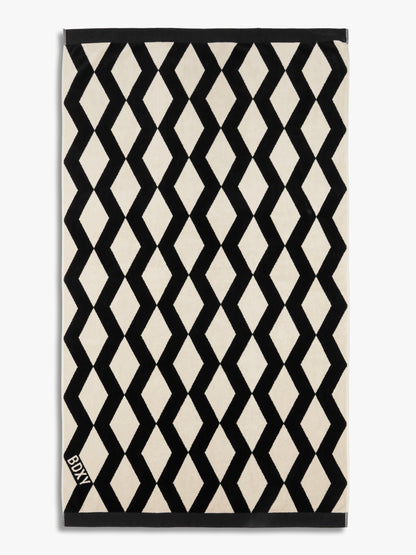 "The Wrap" Towel | Mirrorzag Black