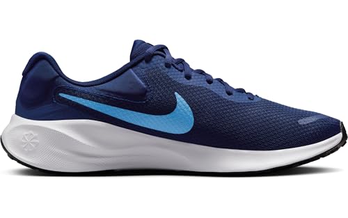 NIKE Men's Revolution 7 Sneaker