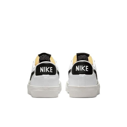 NIKE Women's Blazer Mid '77 VNTG Basketball Shoe