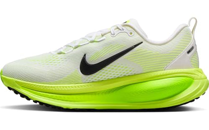 NIKE Men's Vomero 18