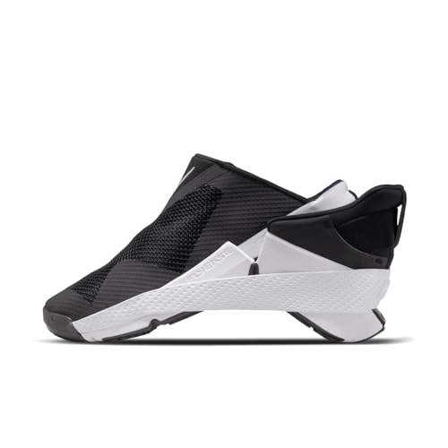 NIKE Women's Go Flyease Sneaker