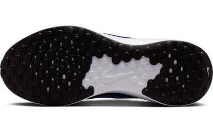NIKE Men's Revolution 7 Sneaker