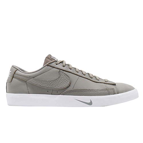 NIKE Women's Blazer Mid '77 VNTG Basketball Shoe