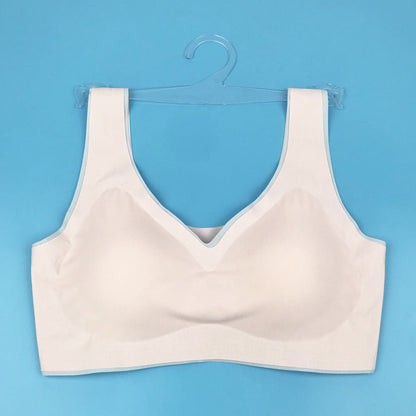 Seamless underwire-free bra in cream/beige with V-neck and smooth cups