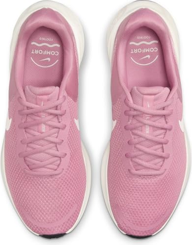 NIKE Men's Revolution 7 Sneaker