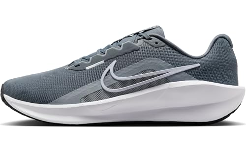 NIKE Men's Downshifter 13 Sneaker