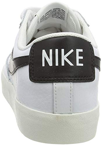 NIKE Women's Blazer Mid '77 VNTG Basketball Shoe