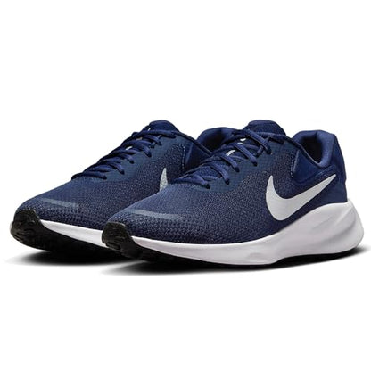 NIKE Men's Revolution 7Sneaker