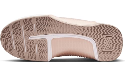 NIKE Women's W Metcon 9 Sneaker