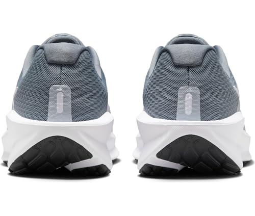 NIKE Men's Downshifter 13 Sneaker