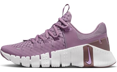 NIKE Women's W Free Metcon 5 Sneaker, 0