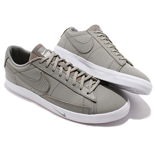 NIKE Women's Blazer Mid '77 VNTG Basketball Shoe