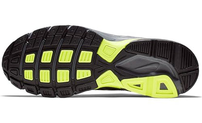 NIKE Men's Initiator Running Shoes