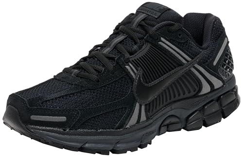 NIKE Men's Zoom Vomero 5 Sneaker