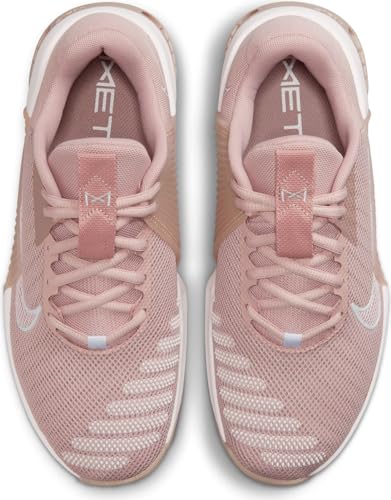 NIKE Women's W Metcon 9 Sneaker