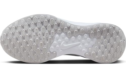 NIKE Women's Revolution 7 Low