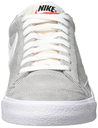 NIKE Women's Blazer Mid '77 VNTG Basketball Shoe