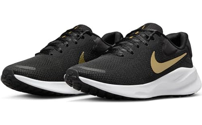 Nike Women's Revolution 7 Sneaker