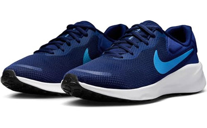 NIKE Men's Revolution 7 Sneaker