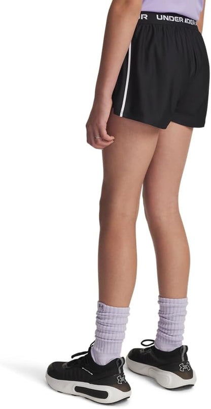 Under Armour Girls' Tech Play Up Short, Girls' Running Shorts with Shaped Hem and Open-Hand Pockets, Breathable and Fast-Drying Gym Shorts Black YXL