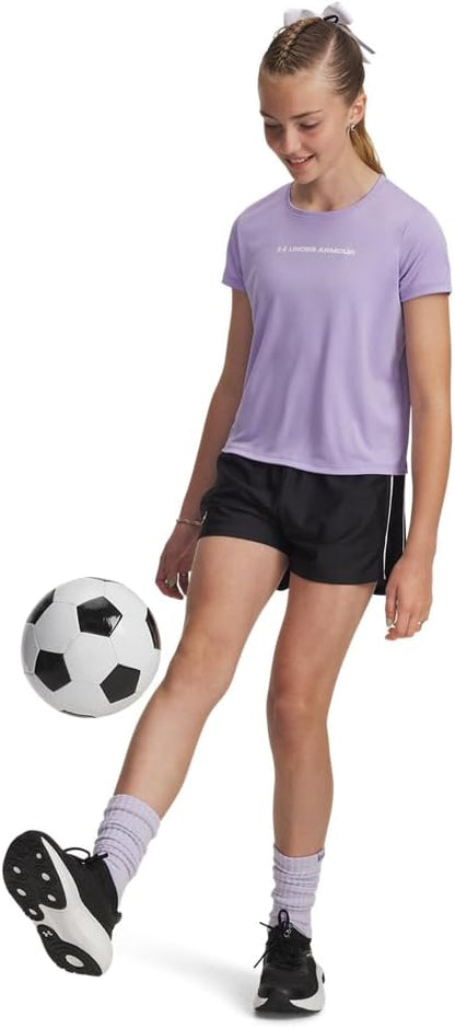 Under Armour Girls' Tech Play Up Short, Girls' Running Shorts with Shaped Hem and Open-Hand Pockets, Breathable and Fast-Drying Gym Shorts Black YXL