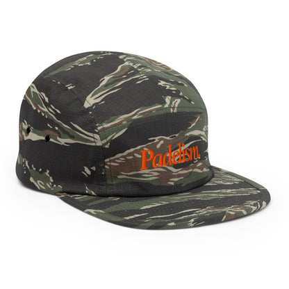 Camo five-panel cap with orange 'Padelism' logo, flat brim