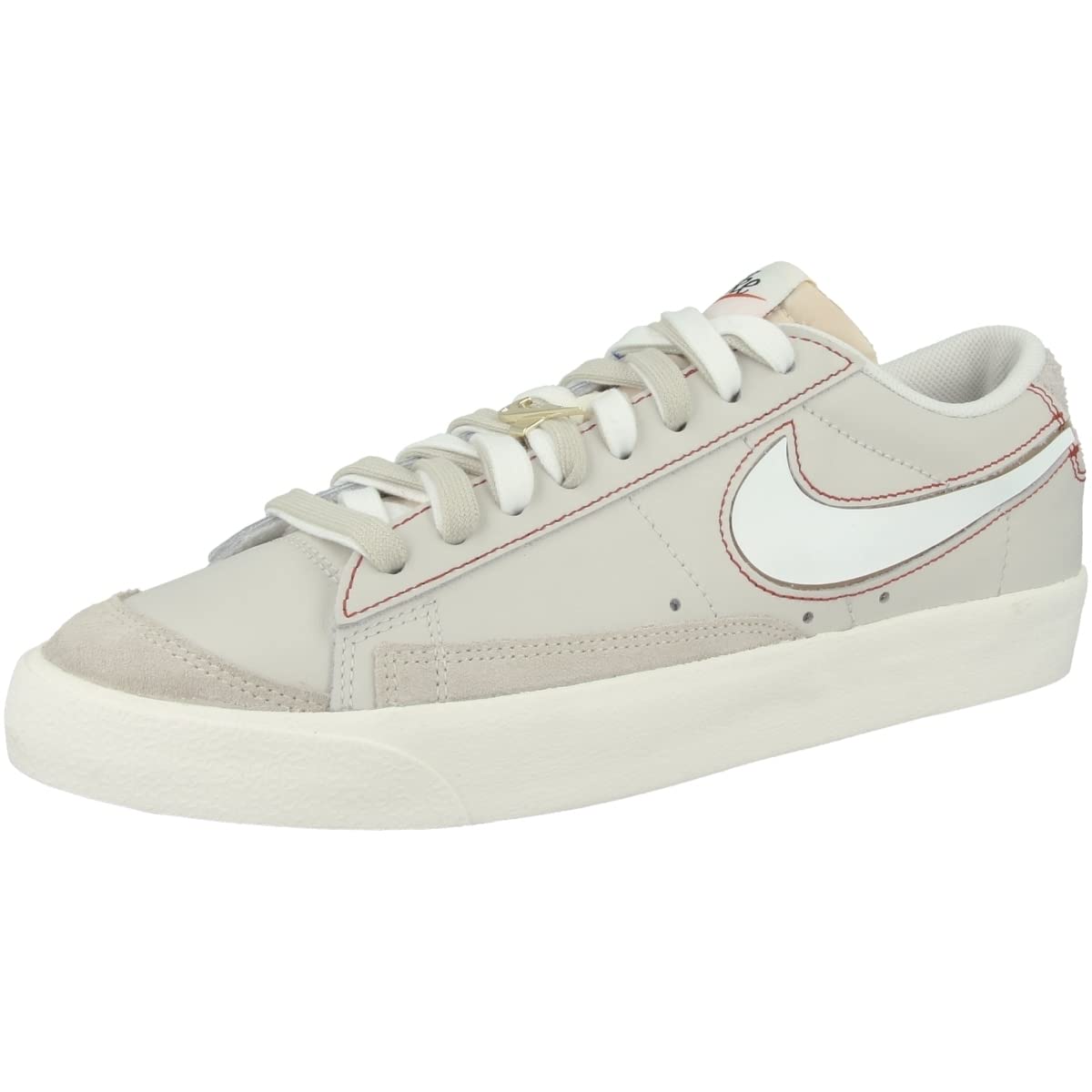 NIKE Women's Blazer Mid '77 VNTG Basketball Shoe