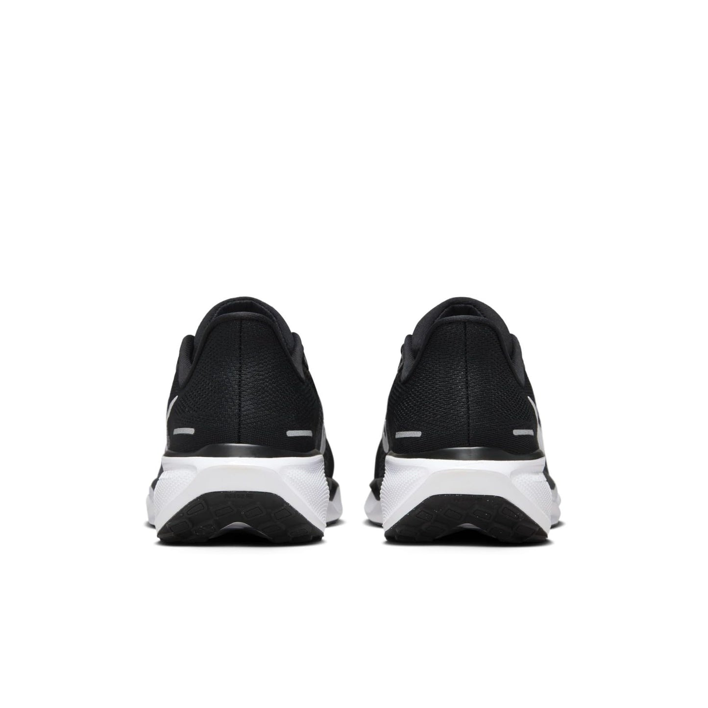 NIKE Men's Air Zoom Pegasus 40 Sneaker