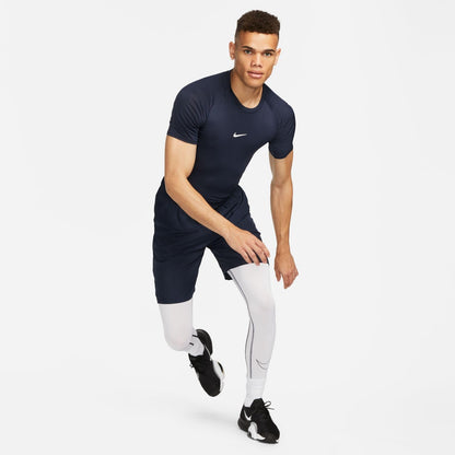 NIKE Men's M Np Df Tight Top Ss Sweatshirt