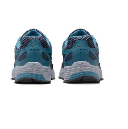 NIKE Women's W P-6000 Se