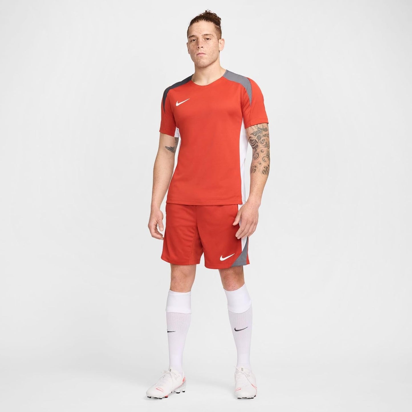 NIKE Men's Strike T-Shirt