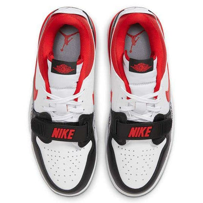 NIKE Boy's Air Max Plus (Gs) Gymnastics Shoes