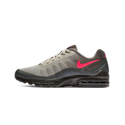 NIKE Men's Nike Air Max Invigor Basketball Shoe