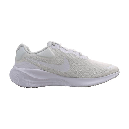 NIKE Women's Revolutin 7 Sneaker